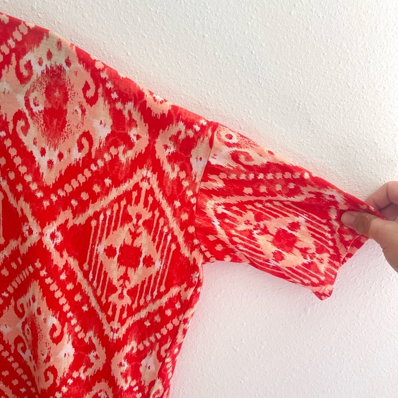 LuLaRoe Irma Top XS - Picture 2 of 3